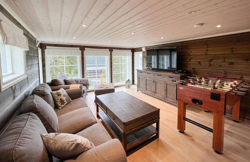 Nord-Torpa House | Stunning home in Nord-Torpa with WiFi