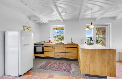 Grærup Strand House | Stunning home in Oksbøl with kitchen