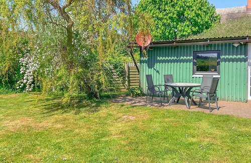 Bartenshagen-Parkentin House | Stunning home in Parkentin with kitchen