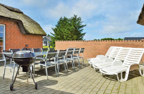 Lodbjerg Hede House | Stunning home in Ringkøbing with sauna