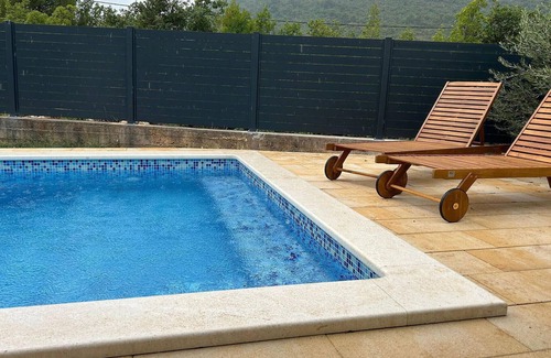 Seget House | Stunning home in Seget Gornji with WiFi