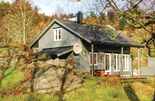 Lindas House | Stunning home in Seim with WiFi