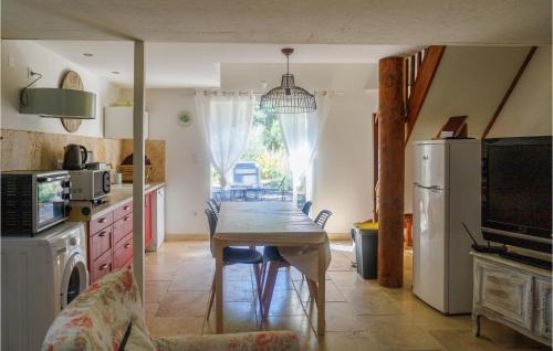 Uchaux House | Stunning Home In Uchaux