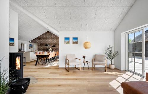 Ulfborg House | Stunning Home In Ulfborg With Sauna