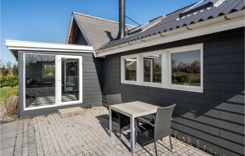 Thorsminde House | Stunning Home In Vemb With Wifi