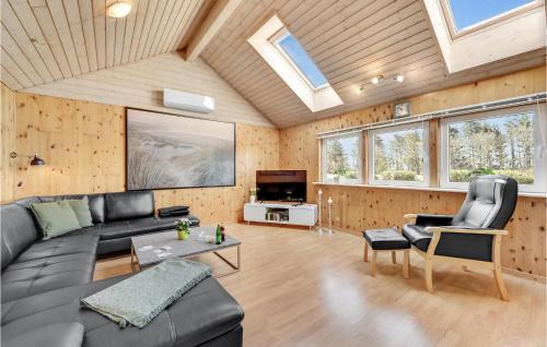 Thorsminde House | Stunning Home In Vemb With Wifi