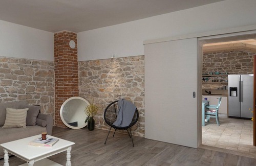 Visocane House | Stunning home in Visocane