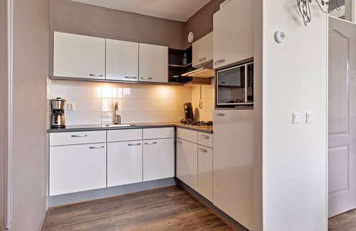 Vlagtwedde House | Stunning home in Vlagtwedde with WiFi