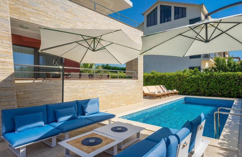 Zaton House | Stunning home in Zaton