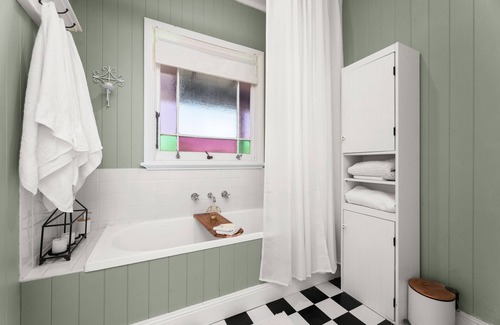 Mongarlowe Other | Stunning Homestead & Cottage, just 10 minutes from historic Braidwood.