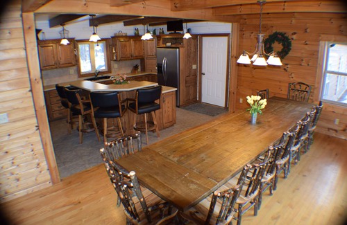 Homerville Cabin | Stunning Log Cabin on 65 Acres with a new swimming pool