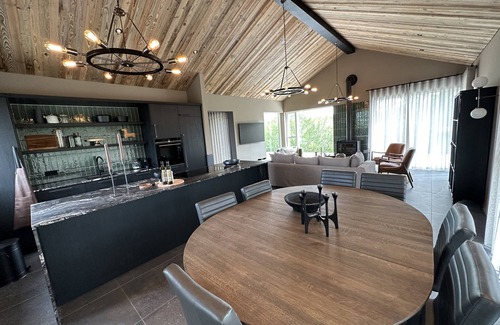 Husafell Ski Chalet | Stunning Luxury Chalet in Húsafell in West Iceland