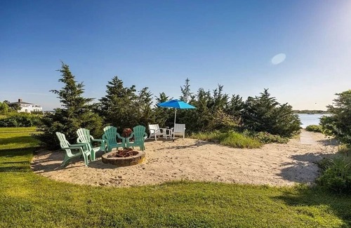 Fairhaven House | Stunning Luxury House with Sunset and Private Beach