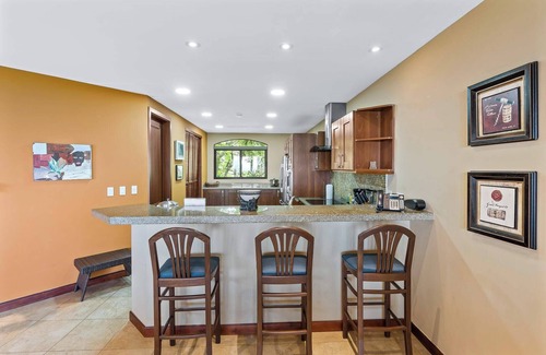 Brasilito Condo | Stunning Luxury Penthouse in Exclusive Beachfront Community with Resort-Style Am