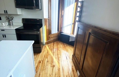 Parkside House | Stunning - modern 2 bedroom Victorian mansion pad