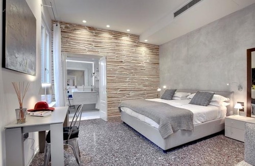 San Marco Apartment | Stunning Modern Apartment In The Heart Of Venice