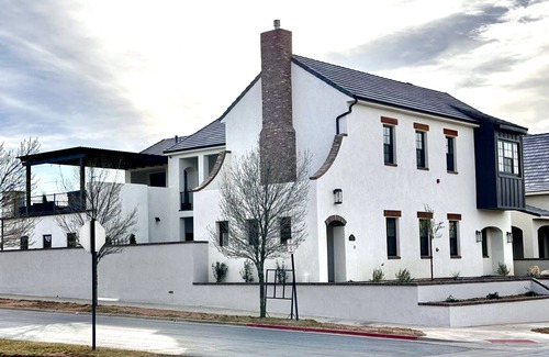 Hurricane House | Stunning Modern European Luxury and Comfort Nestled Near Zion National Park