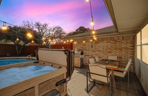 Plano House | Stunning Modern Rustic House - Pool,Playroom,Patio