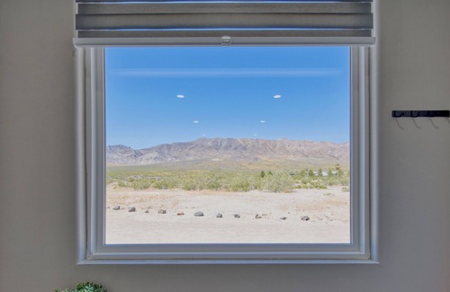 Mojave Desert Apartment | Stunning New House by Death Valley, Amazing Views!