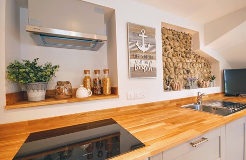 East Runton House | Stunning North Norfolk Home from Home by the Beach