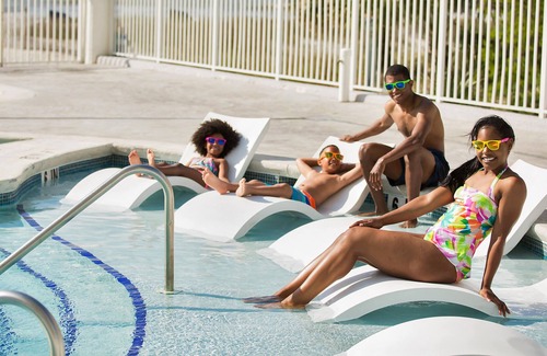 Myrtle Beach Resort | Stunning Oceanfront Efficiency + Official On-Site Rental Privileges