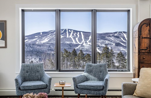 Ludlow House | Stunning Okemo Views - 3BR 3BA - 6 Mins to Lifts on 10 Private Acres