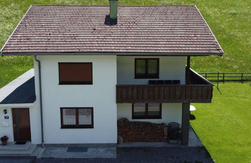 Gries am Brenner House | Stunning private villa for 8 people with WIFI, TV, terrace and parking