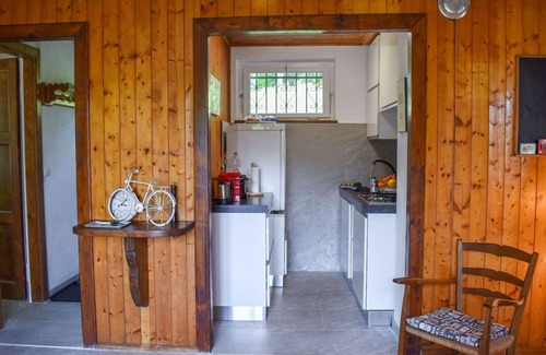 Monteceneri House | Stunning private villa for 5 people with WIFI, TV, patio, pets allowed, panoramic view and parking