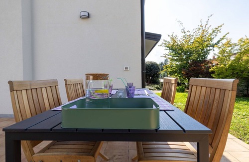 Bottenicco House | Stunning private villa for 4 guests with A/C, WIFI and terrace