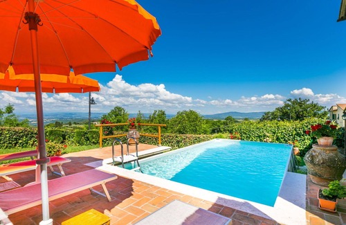 Castel San Gimignano House | Stunning private villa with A/C, private pool, WIFI, TV, patio, pets allowed and panoramic view