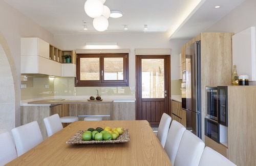 Kastellos Villa | Stunning Panoramic and Sea Views, Mini Spa, Table Tennis and Playground!