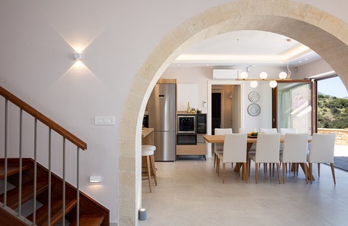 Kastellos Villa | Stunning Panoramic and Sea Views, Mini Spa, Table Tennis and Playground!