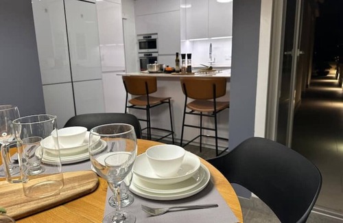 Almeria Centro Apartment | Stunning Penthouse in the city center, beach 15 min walking distance.