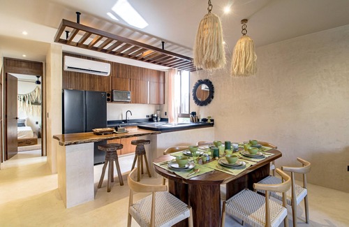 Zama House | Stunning penthouse with plunge pool access & open layout - great location