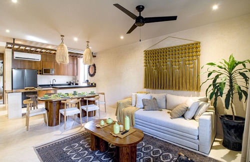 Zama House | Stunning penthouse with plunge pool, kitchenette, & W/D - great location