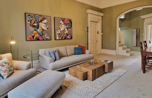 Ballsbridge Apartment | Stunning Period Apartment in Ballsbridge