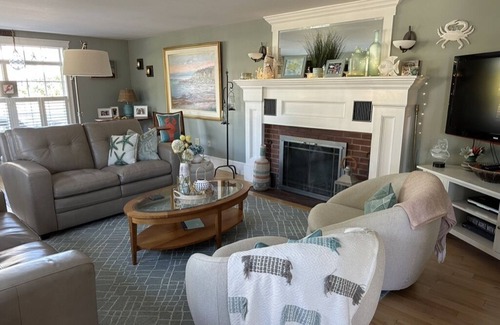 Pine Point House | Stunning Pine Point 3BR/2.5 BA home; direct ocean views; huge private backyard!