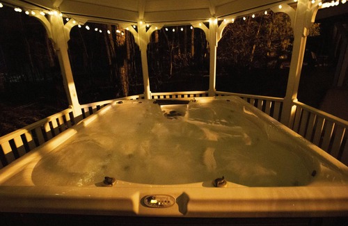 East Stroudsburg Villa | Stunning Poconos Villa - Hot Tub, Pool, Game Room, Firepit, BBQ & more.