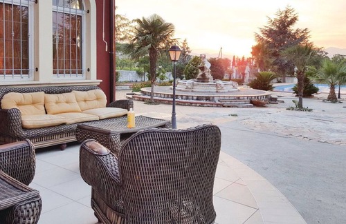 Castrovillari Villa | Stunning private villa with WIFI, private pool, hot tub, patio, pets allowed and panoramic view