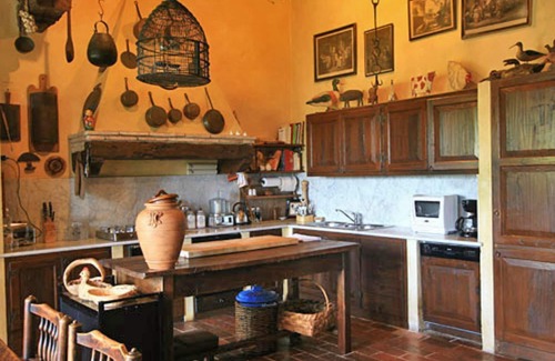 San Pietro in Bossolo Villa | Stunning private villa with WIFI, private pool, A/C, TV, patio, panoramic view and parking
