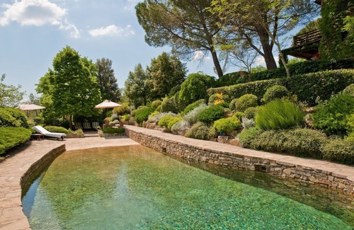 San Pietro in Bossolo Villa | Stunning private villa with WIFI, private pool, A/C, TV, patio, panoramic view and parking