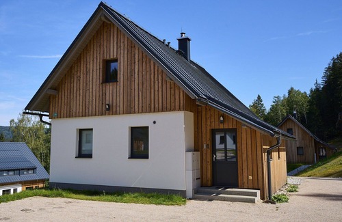 Smrzovka House | Stunning private villa for 6 people with WIFI, TV, terrace and parking