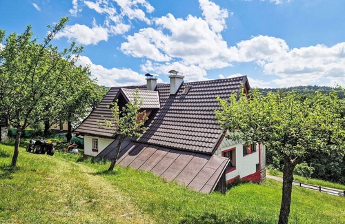 Tanvald House | Stunning private villa for 9 people with WIFI, TV, terrace and parking