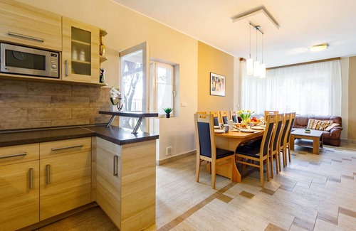 Balatonboglar House | Stunning private villa for 12 people with WIFI, A/C, TV, patio and pets allowed