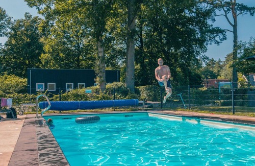 IJhorst House | Stunning private villa for 4 guests with pool, WIFI, TV, terrace and parking