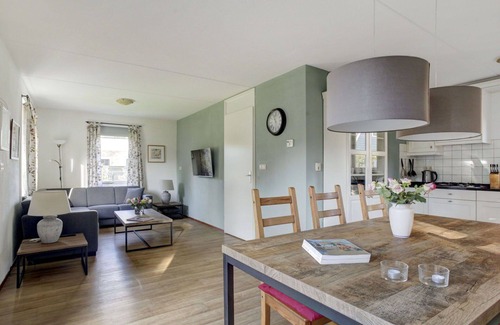 Zonnemaire Villa | Stunning private villa for 6 people with WIFI and TV