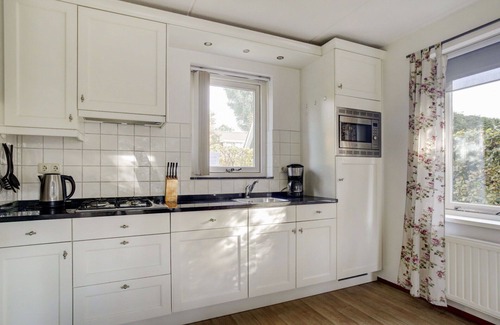 Zonnemaire Villa | Stunning private villa for 6 people with WIFI and TV