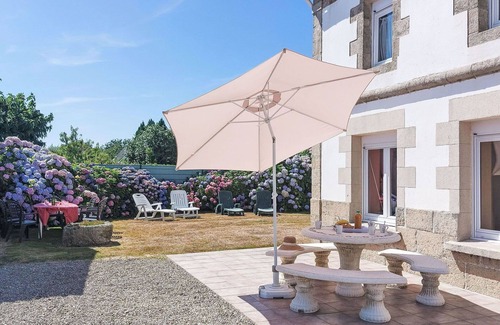 Cleden-Cap-Sizun House | Stunning private villa for 8 people with WIFI, TV, terrace and parking