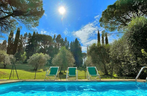Montelopio Villa | Stunning private villa for 12 people with private pool, WIFI, TV, terrace and panoramic view