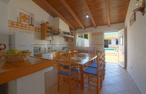 Cerro do Ouro House | Stunning private villa for 8 people with WIFI, private pool, TV, terrace and parking